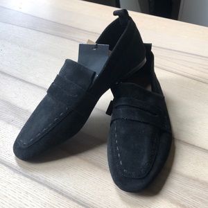 BNWT Zara suede loafers - size 6.5/37